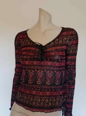 1990s Laced Front Top With Flared & Slashed Sleeves