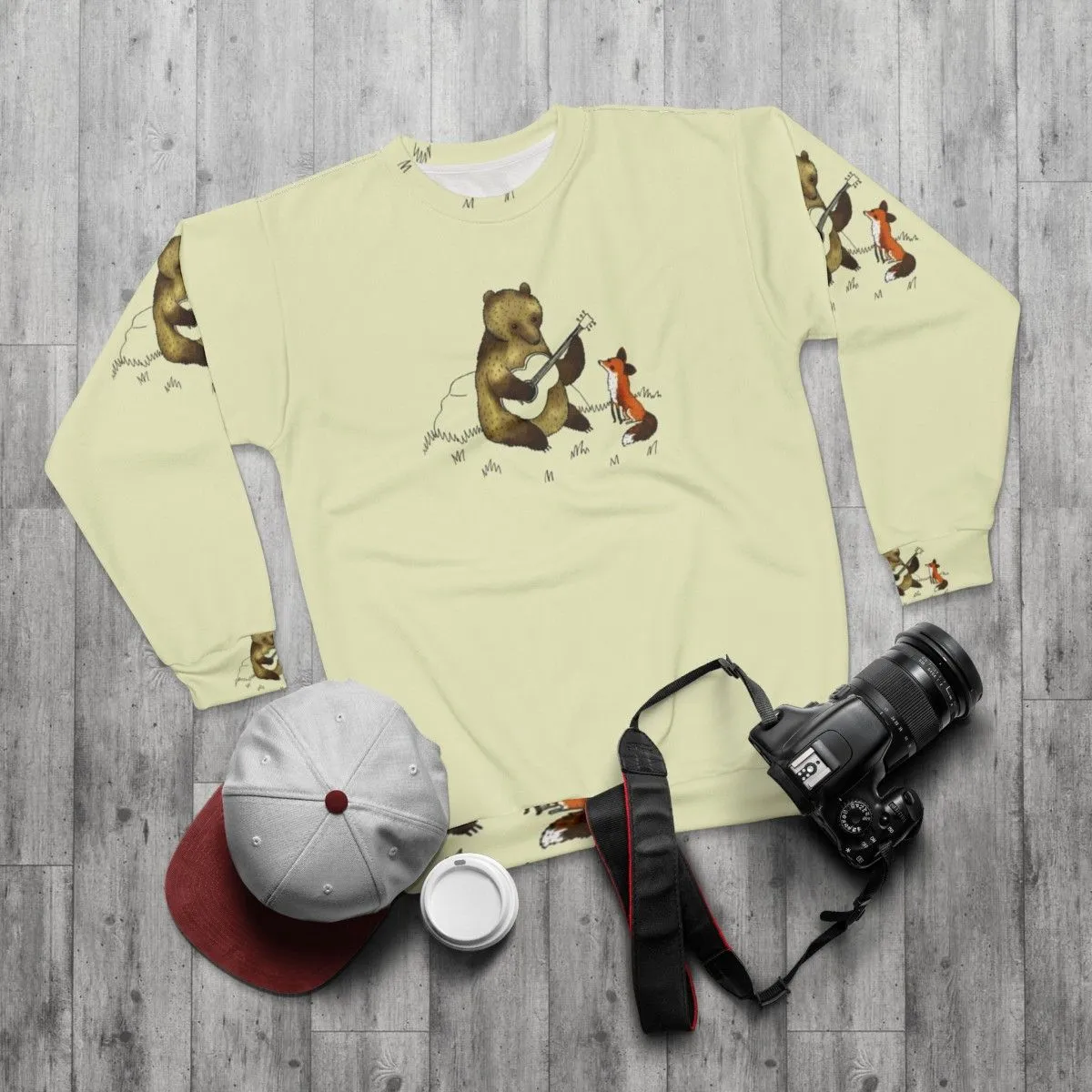 Adorable Bear and Fox Sweatshirt - Stylish Wildlife Clothing