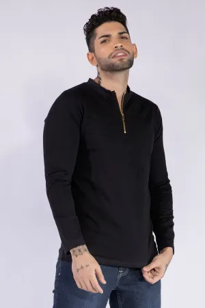 Black Mock Zip T-Shirt - W21 - MT0124R