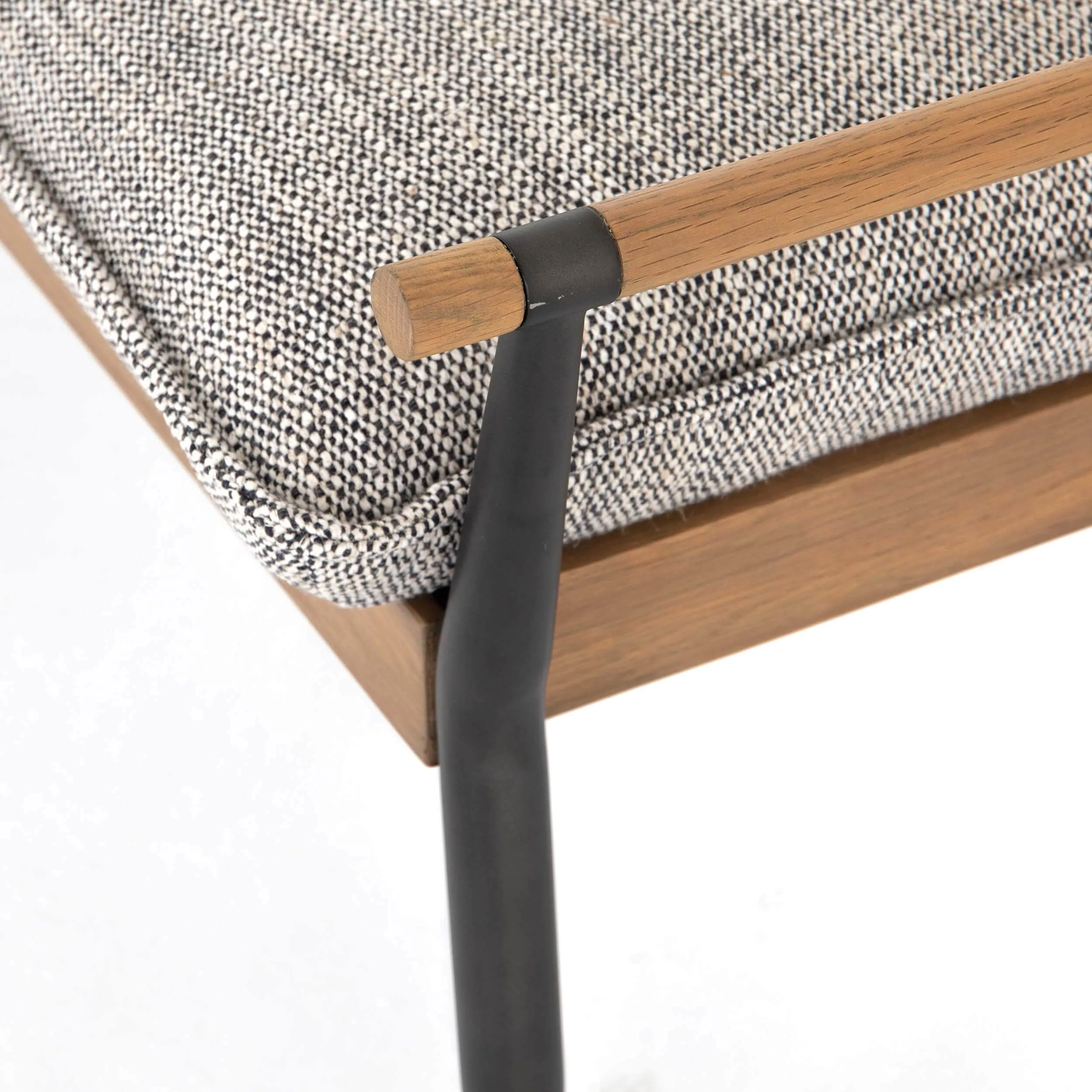 Charlotte Bench, Thames Raven