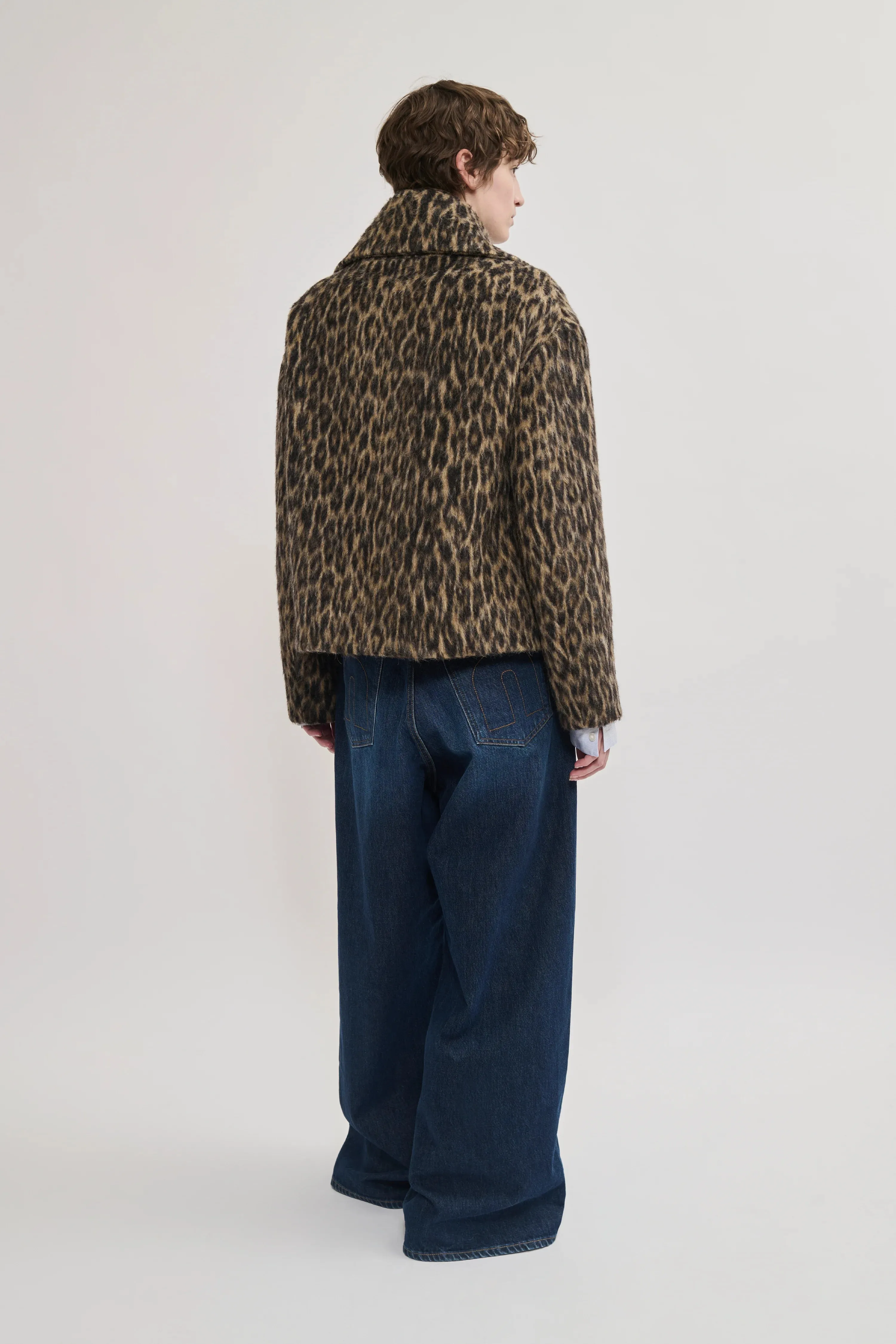 Fitted Leo Peacoat
